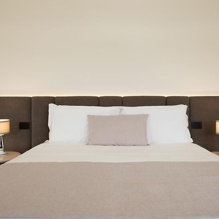 Essenza Relais Contemporaneo Bed & Breakfast Cisternino Exterior foto