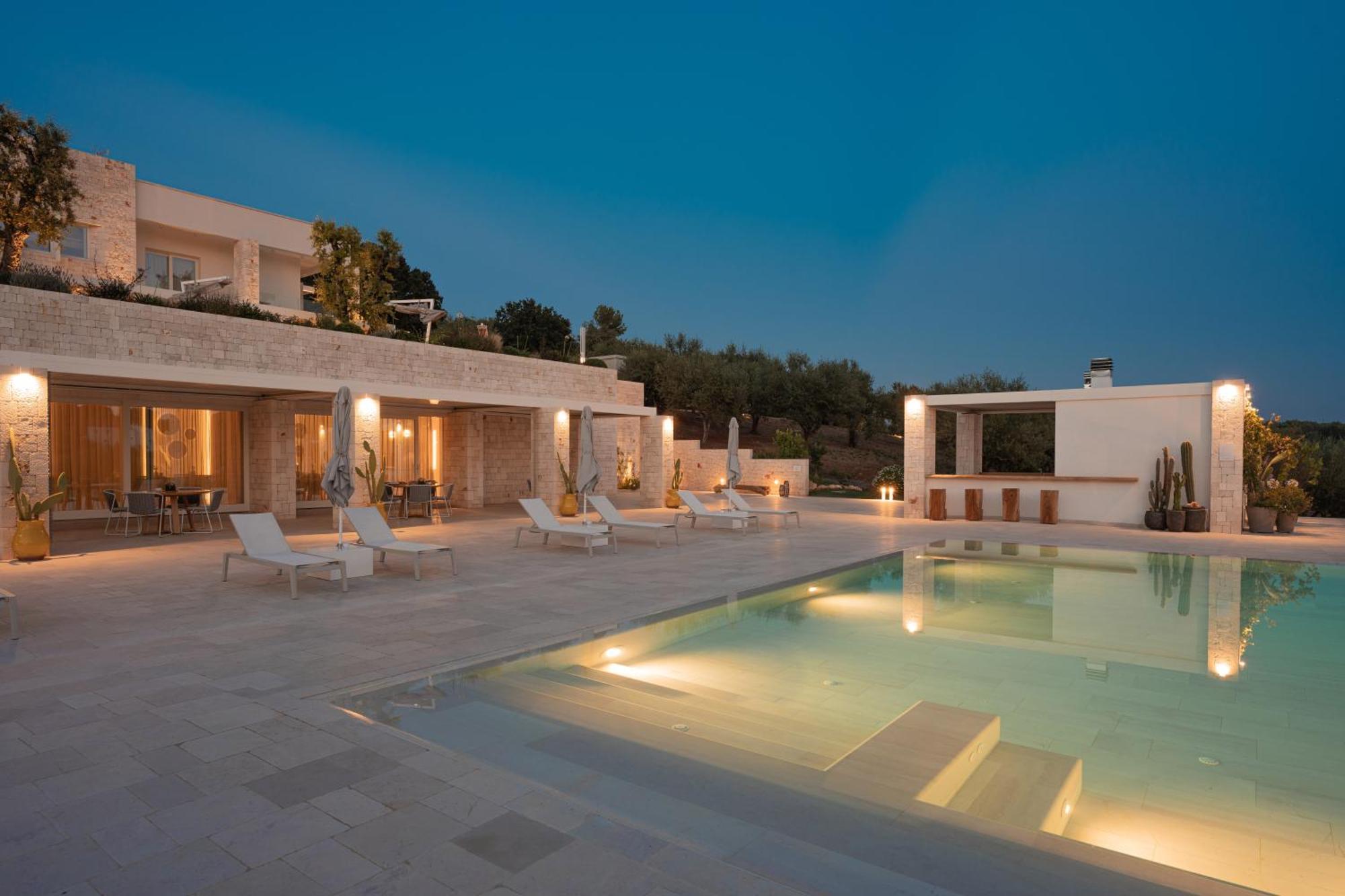 Essenza Relais Contemporaneo Bed & Breakfast Cisternino Exterior foto
