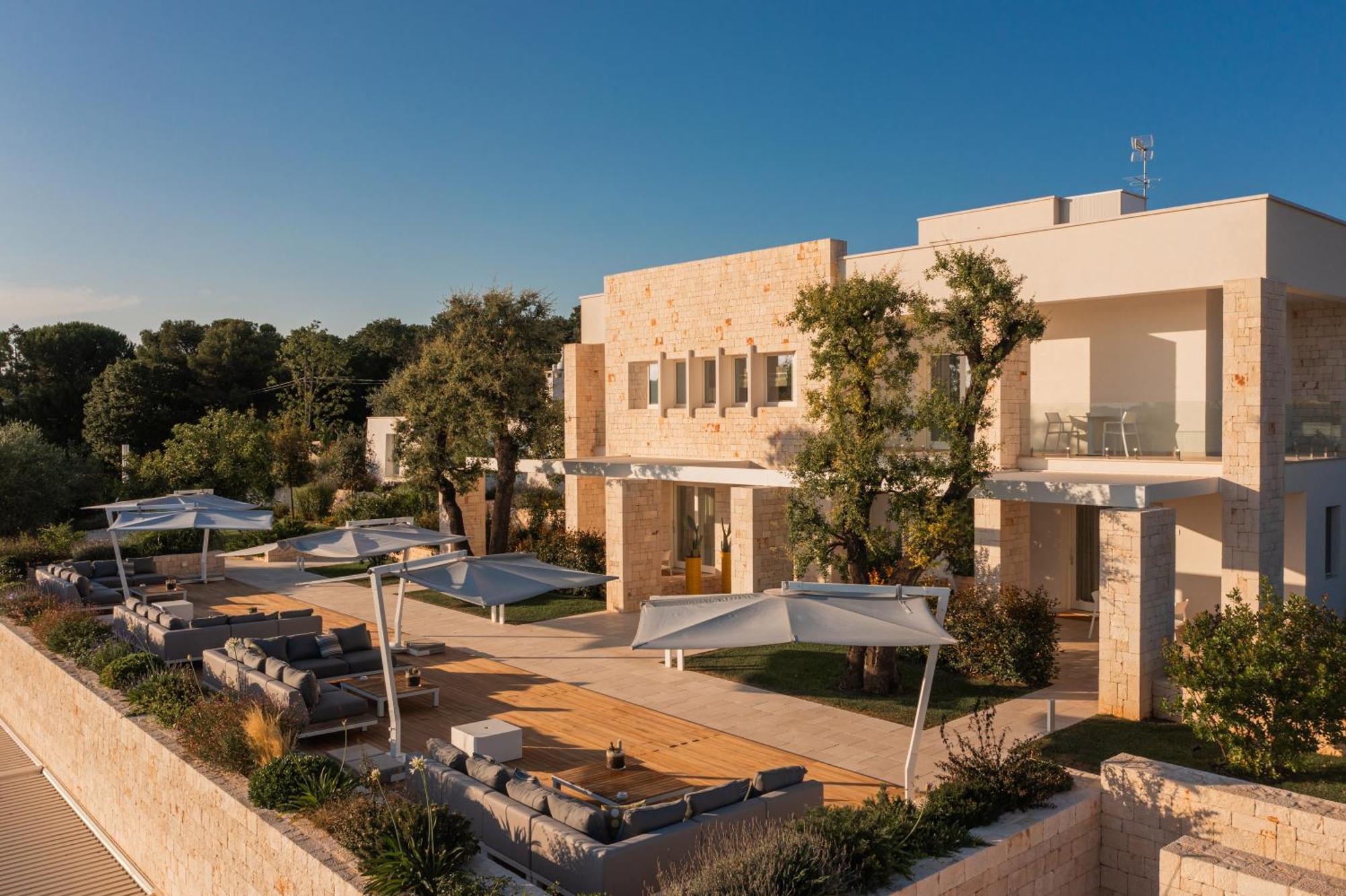 Essenza Relais Contemporaneo Bed & Breakfast Cisternino Exterior foto