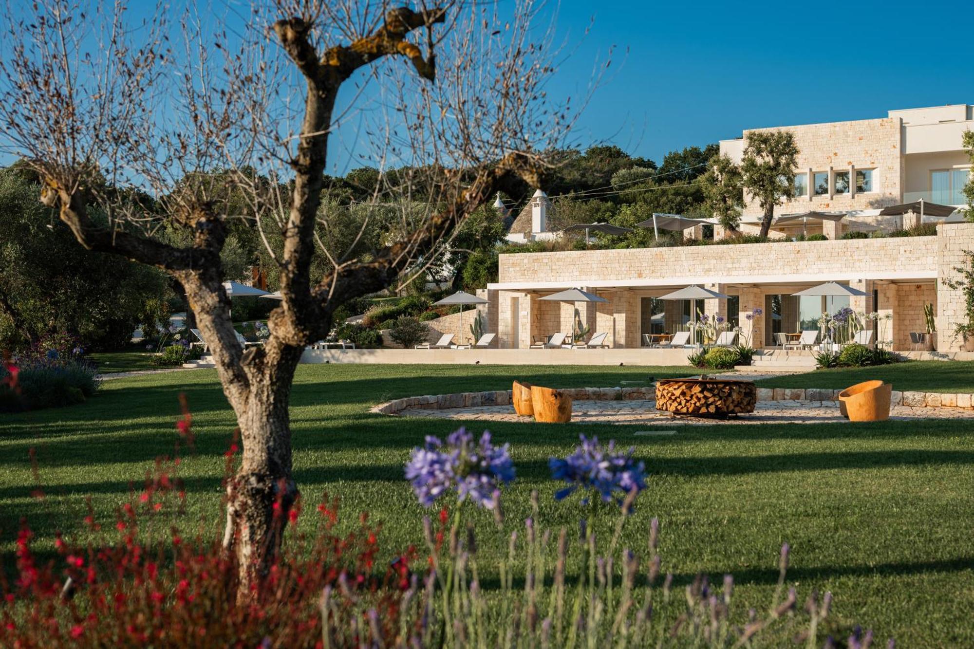 Essenza Relais Contemporaneo Bed & Breakfast Cisternino Exterior foto