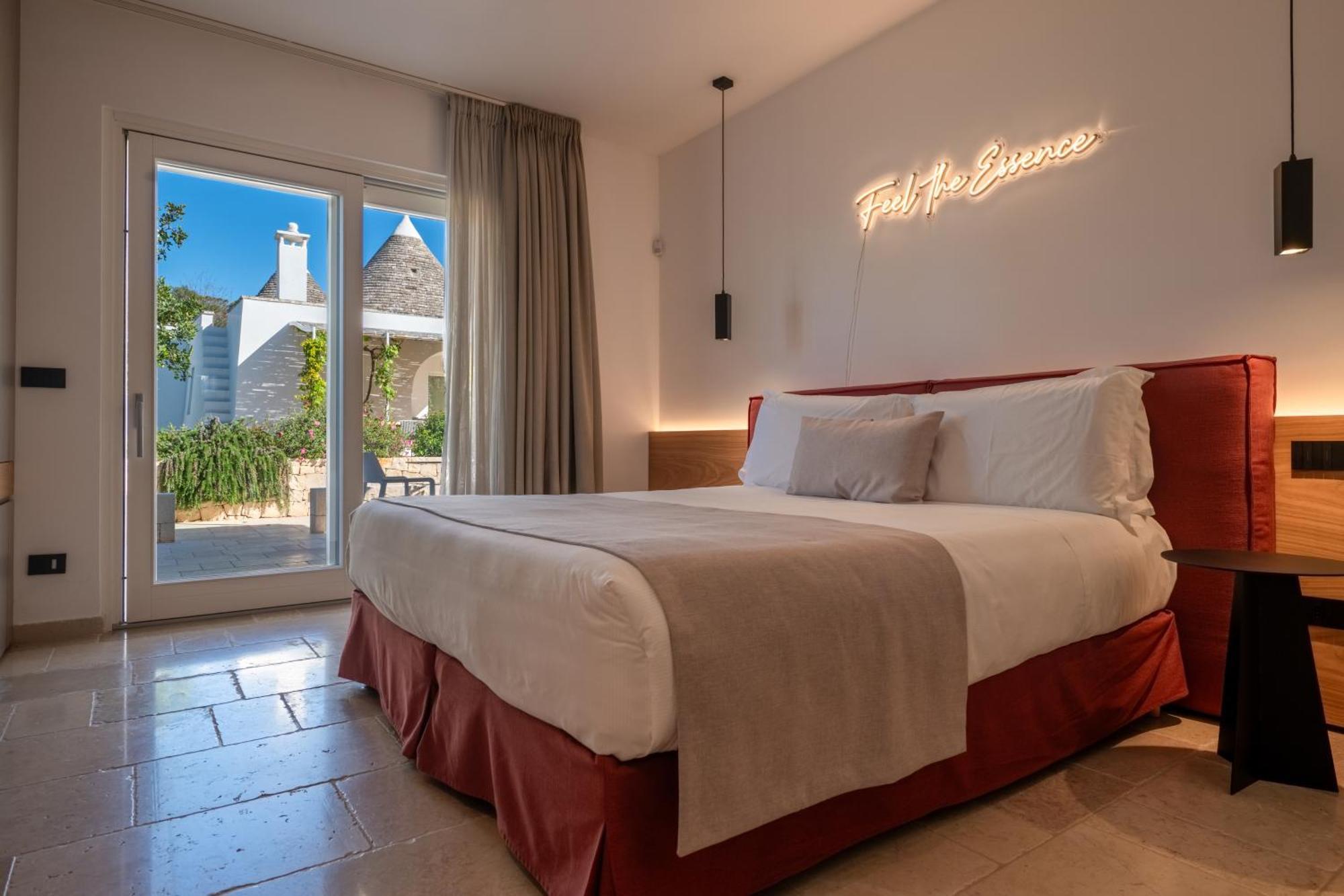 Essenza Relais Contemporaneo Bed & Breakfast Cisternino Exterior foto