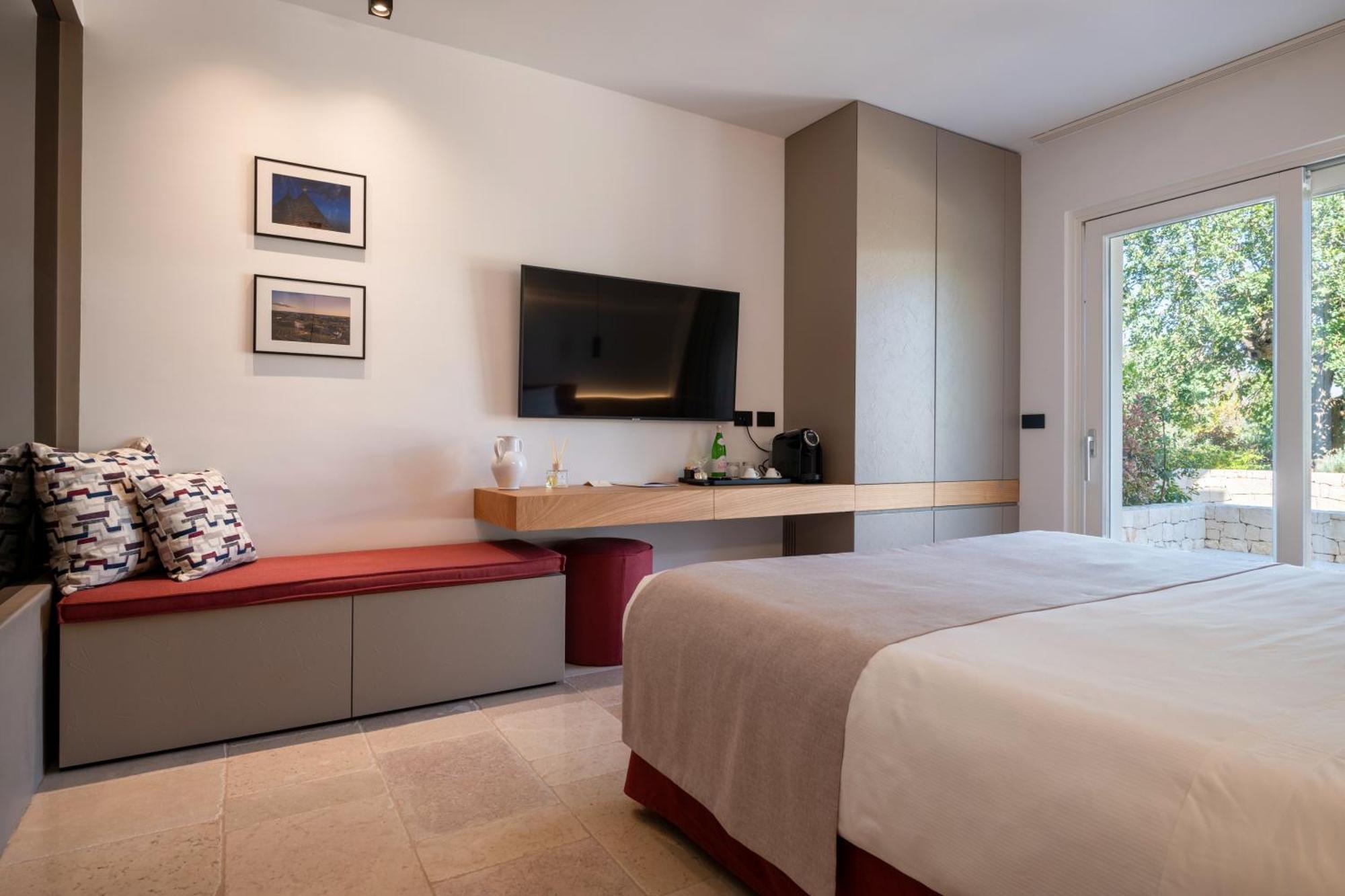 Essenza Relais Contemporaneo Bed & Breakfast Cisternino Exterior foto