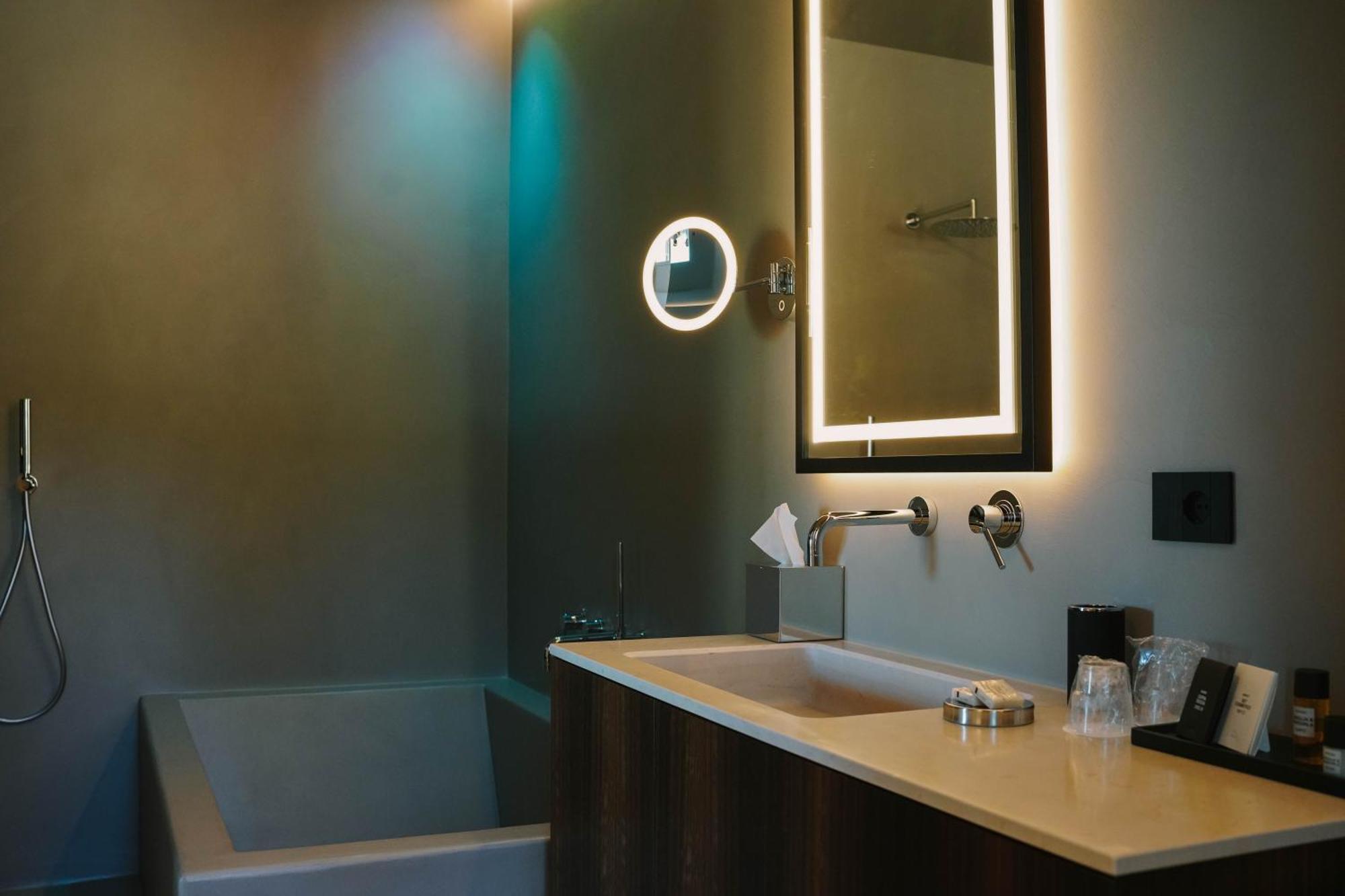 Essenza Relais Contemporaneo Bed & Breakfast Cisternino Exterior foto